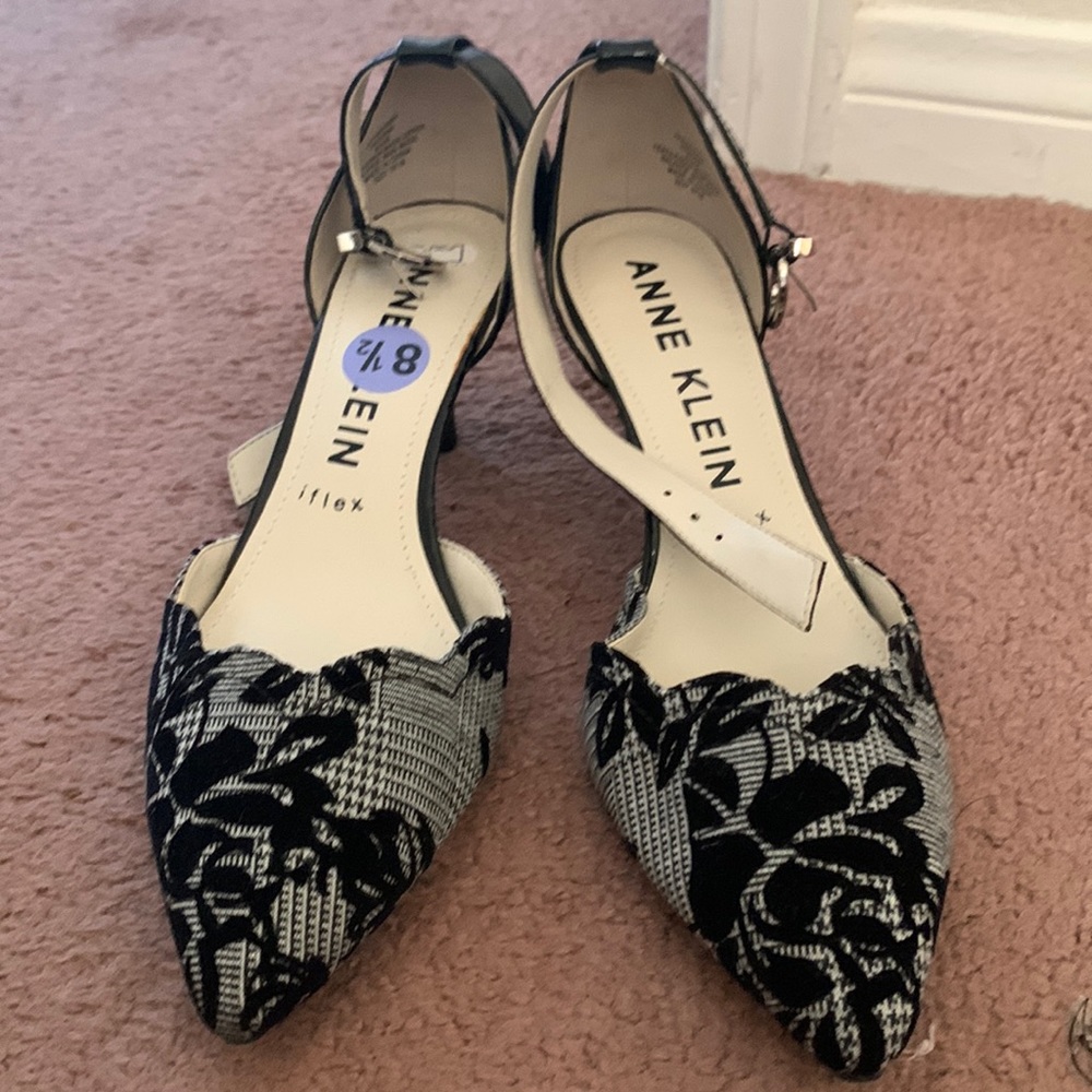 Anne Klein heals